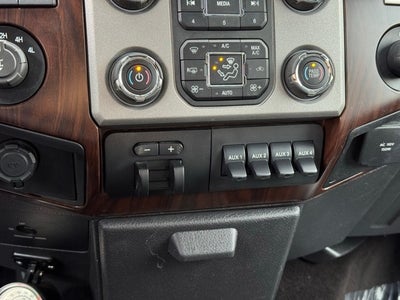 2015 Ford F-250SD Lariat w/ Remote Start + Rear Camera