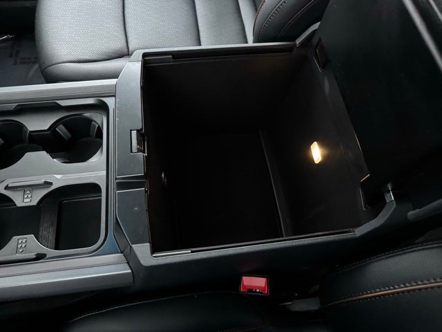 2026 Ford F-350SD Lariat w/ Twin Panel Moonroof + 2kw Pro Power Onboard