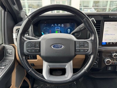 2023 Ford F-350SD Lariat w/ Twin Panel Moonroof + 360 Camera