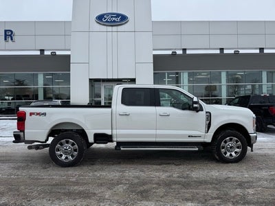 2023 Ford F-350SD Lariat w/ Twin Panel Moonroof + 360 Camera