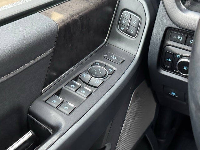 2024 Ford F-350SD Lariat Special w/ Head's Up Display + 360 Camera