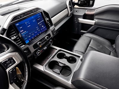 2022 Ford F-350SD Lariat Special w/ Twin Panel Moonroof + 360 Camera