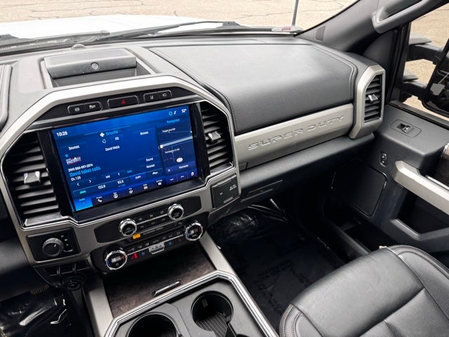 2022 Ford F-350SD Lariat Special w/ Twin Panel Moonroof + 360 Camera