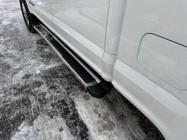 2022 Ford F-350SD Lariat Special w/ Twin Panel Moonroof + 360 Camera