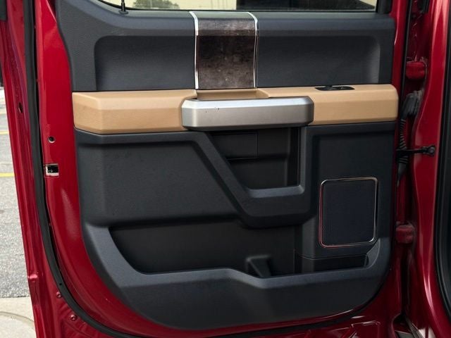2022 Ford F-350SD Lariat