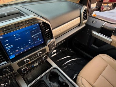 2022 Ford F-350SD Lariat