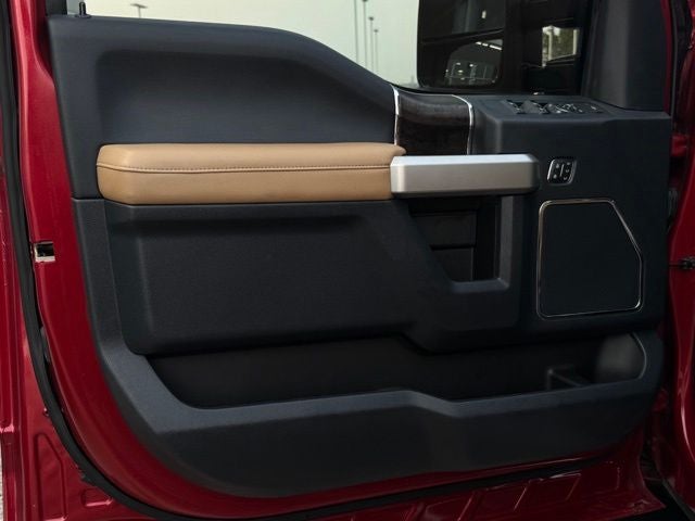 2022 Ford F-350SD Lariat