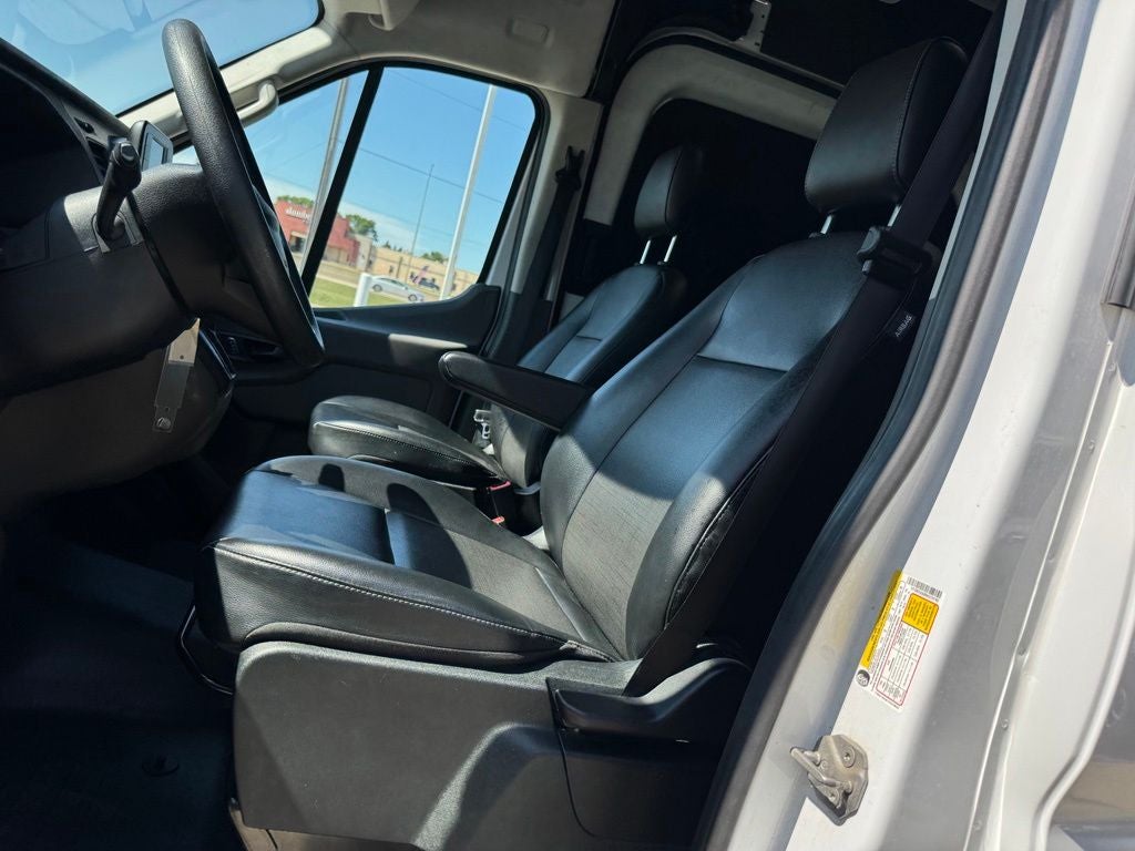 2024 Ford Transit-250 Base