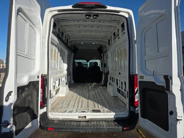 2023 Ford Transit-250 Base w/ 148" Wheelbase Extended + Rear Camera