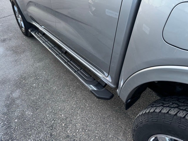 2024 Ford Ranger Lariat w/ Heated Steering Wheel + Tow Package