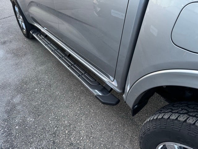 2024 Ford Ranger Lariat w/ Heated Steering Wheel + Tow Package