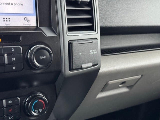 2019 Ford F-150 XLT w/ Navigation + Max Tow Package