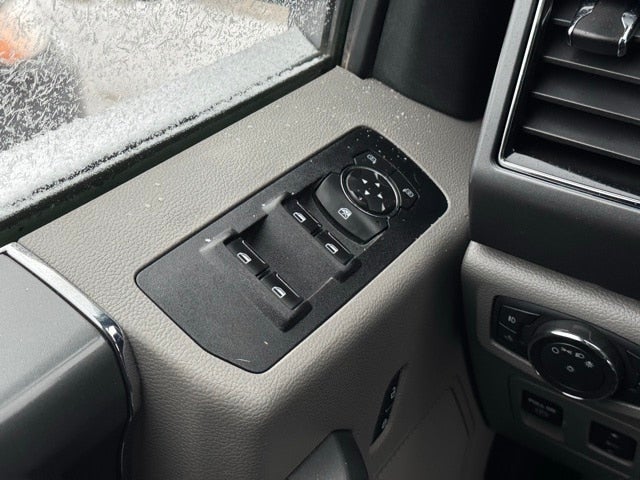 2019 Ford F-150 XLT w/ Navigation + Max Tow Package