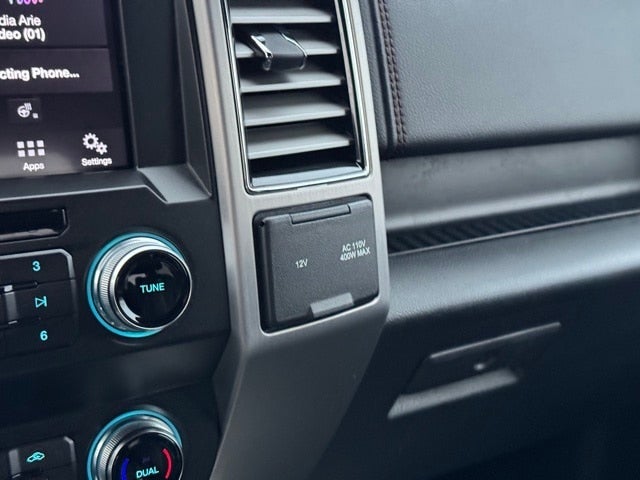 2019 Ford F-150 Platinum w/ Twin Panel Moonroof + Massaging Seats