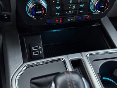 2019 Ford F-150 Platinum w/ Twin Panel Moonroof + Massaging Seats