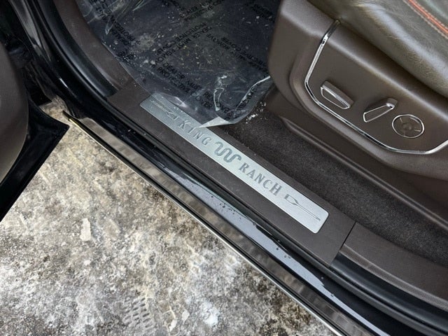 2015 Ford F-150 King Ranch w/ Twin Panel Moonroof + Heated Steering Wheel