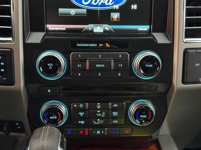 2015 Ford F-150 King Ranch w/ Twin Panel Moonroof + Heated Steering Wheel