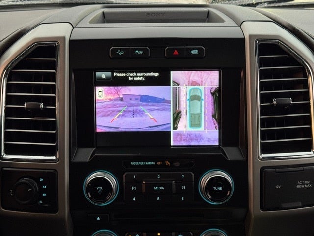 2015 Ford F-150 King Ranch w/ Twin Panel Moonroof + Heated Steering Wheel