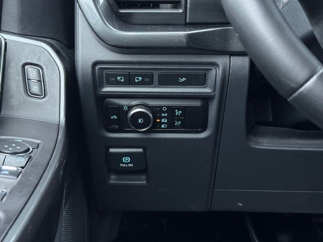 2023 Ford F-150 XLT w/ Intelligent Access + Trailer Tow Package