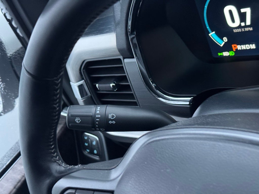 2022 Ford F-150 Lariat w/ Intelligent Access + B & O Sound System