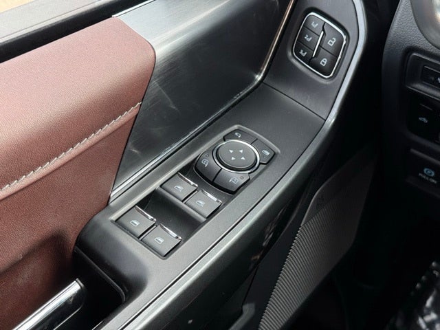 2023 Ford F-150 Lariat w/ Twin Panel Moonroof + Heated Steering Wheel