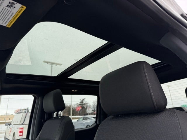2023 Ford F-150 XLT w/ Twin Panel Moonroof + 360 Camera