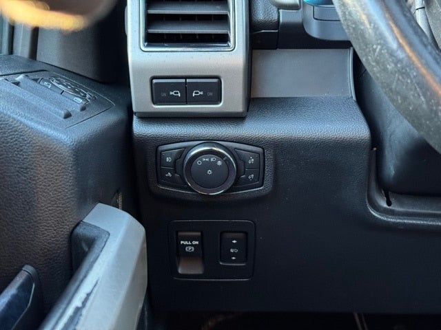 2019 Ford F-150 Lariat w/ Twin Panel Moonroof + 360 Camera