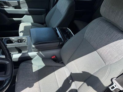 2021 Ford F-150 Lariat w/ Tow Package & Tailgate Step