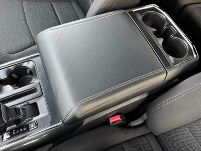 2023 Ford F-150 XLT w/ Intelligent Access + Power Sliding Rear Window