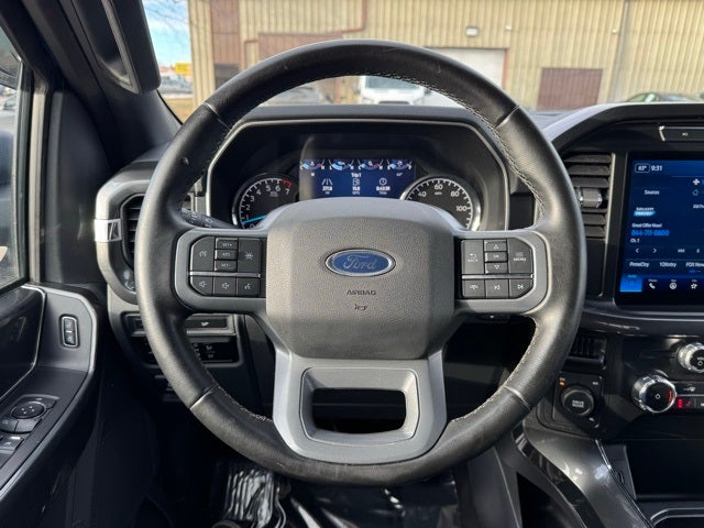 2023 Ford F-150 XLT w/ Intelligent Access + Power Sliding Rear Window