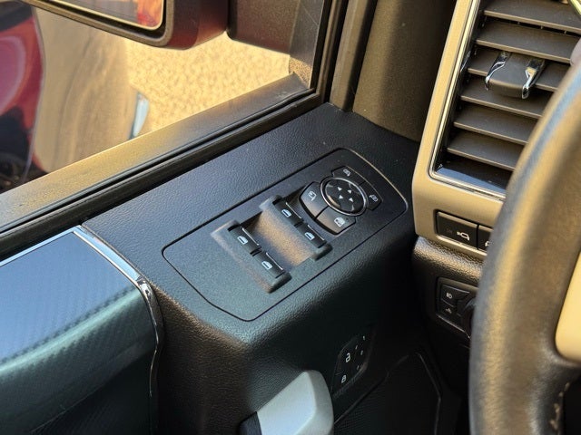 2019 Ford F-150 Lariat Special w/ w/ Heated Steering Wheel + Tow Package