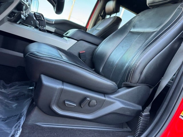 2019 Ford F-150 Lariat Special w/ w/ Heated Steering Wheel + Tow Package