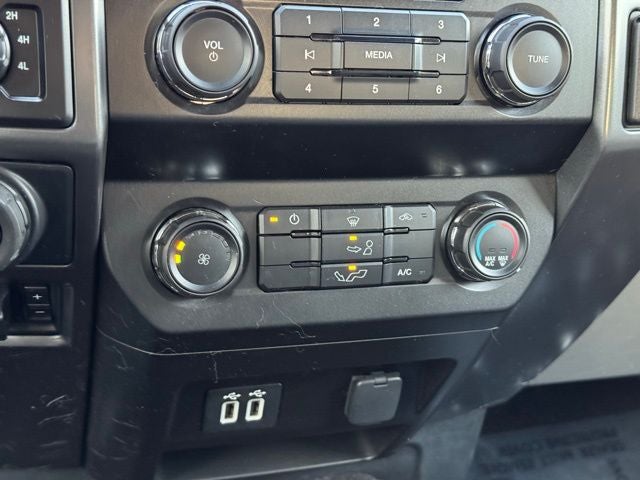 2020 Ford F-150 XLT 157" Wheelbase