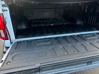 2019 Ford F-150 Lariat w/ Heated Steering Wheel + 157" Wheelbase / 6.5' B
