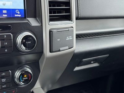 2019 Ford F-150 Lariat w/ Heated Steering Wheel + 157" Wheelbase / 6.5' B