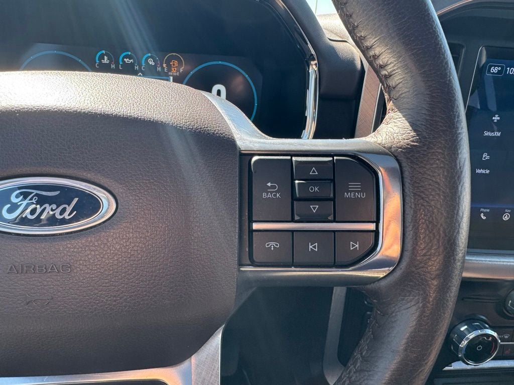 2023 Ford F-150 King Ranch w/ Twin Panel Moonroof + Heated Steering Wheel