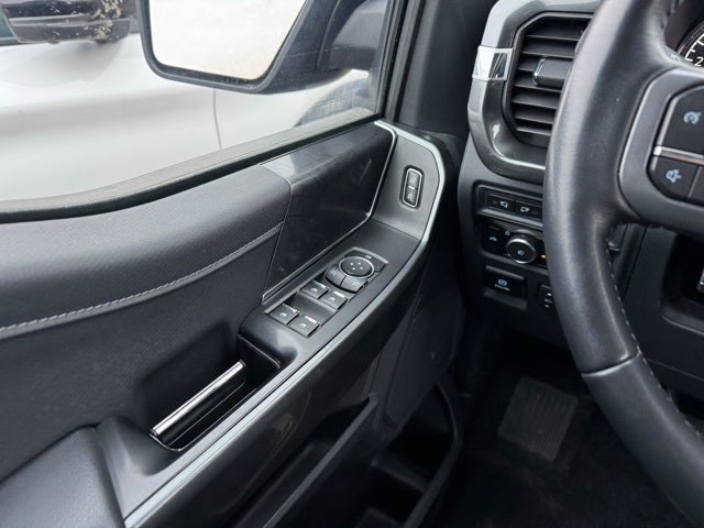 2022 Ford F-150 XLT w/ Power Slide Rear Window + Trailer Tow Package