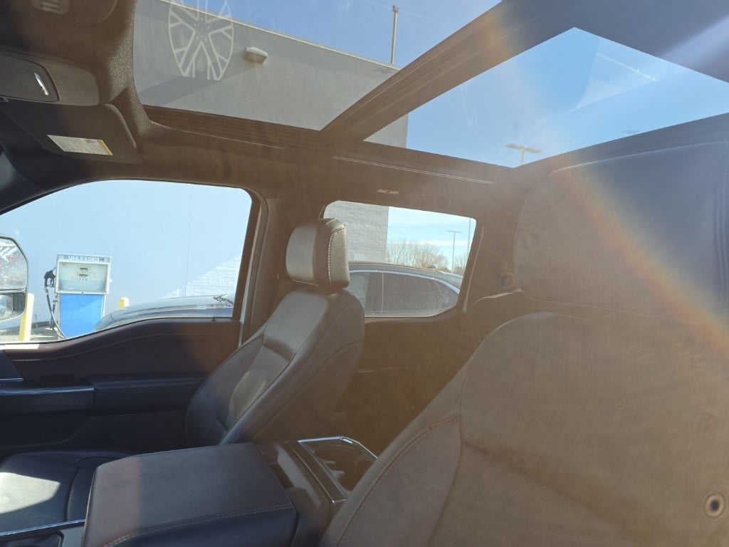 2023 Ford F-150 XLT w/ Heated Steering Wheel + Max Tow / 157" Wheelbas