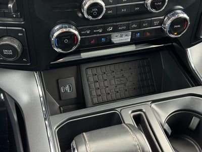 2023 Ford F-150 Lariat w/ Trailer Tow Package