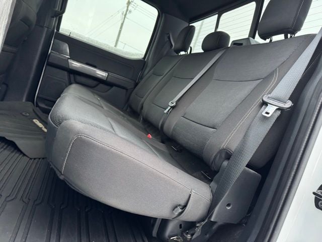 2023 Ford F-150 XLT w/ Twin Panel Moonroof + Max Tow / 157" Wheelbase