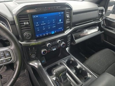 2023 Ford F-150 XLT w/ Twin Panel Moonroof + Max Tow / 157" Wheelbase