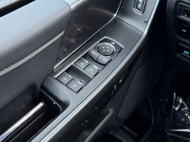 2023 Ford F-150 XLT w/ Twin Panel Moonroof + Max Tow / 157" Wheelbase