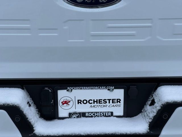 2023 Ford F-150 XLT w/ Twin Panel Moonroof + Max Tow / 157" Wheelbase