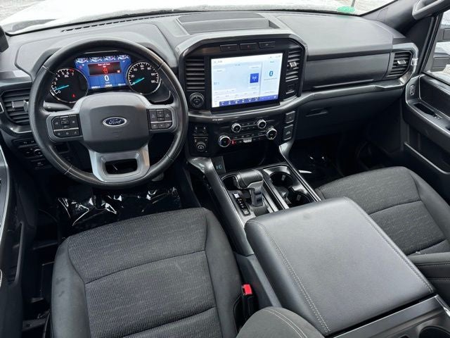 2023 Ford F-150 XLT w/ Twin Panel Moonroof + Max Tow / 157" Wheelbase