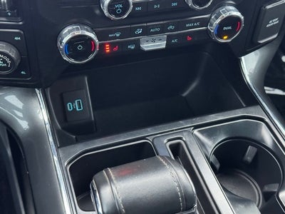 2023 Ford F-150 XLT w/ Twin Panel Moonroof + Max Tow / 157" Wheelbase