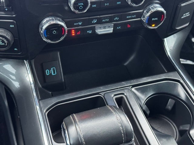 2023 Ford F-150 XLT w/ Twin Panel Moonroof + Max Tow / 157" Wheelbase