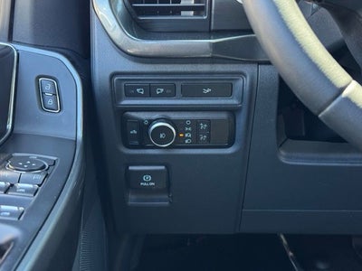 2023 Ford F-150 XLT w/ 6.5' Box