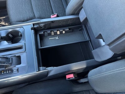 2022 Ford F-150 XLT w/ Intelligent Access + Trailer Tow Package