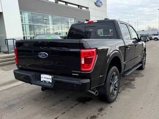 2023 Ford F-150 XLT w/ Twin Panel Moonroof + Trailer Tow Package