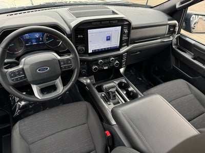 2023 Ford F-150 XLT w/ Twin Panel Moonroof + Trailer Tow Package